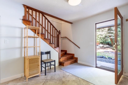 801 Reed Road, Gibsons, BC, Gibsons — Single Family Residence for sale