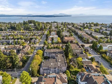 301 1533 Best Street, White Rock, BC, White Rock — Apartment/Condo for sale