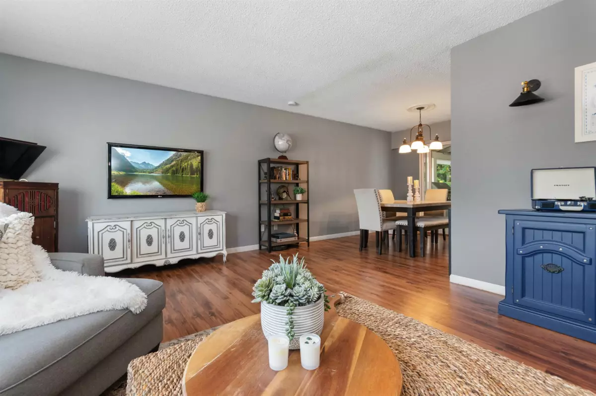 Living Room Photo of 1222 Ryder Street, Hope, BC