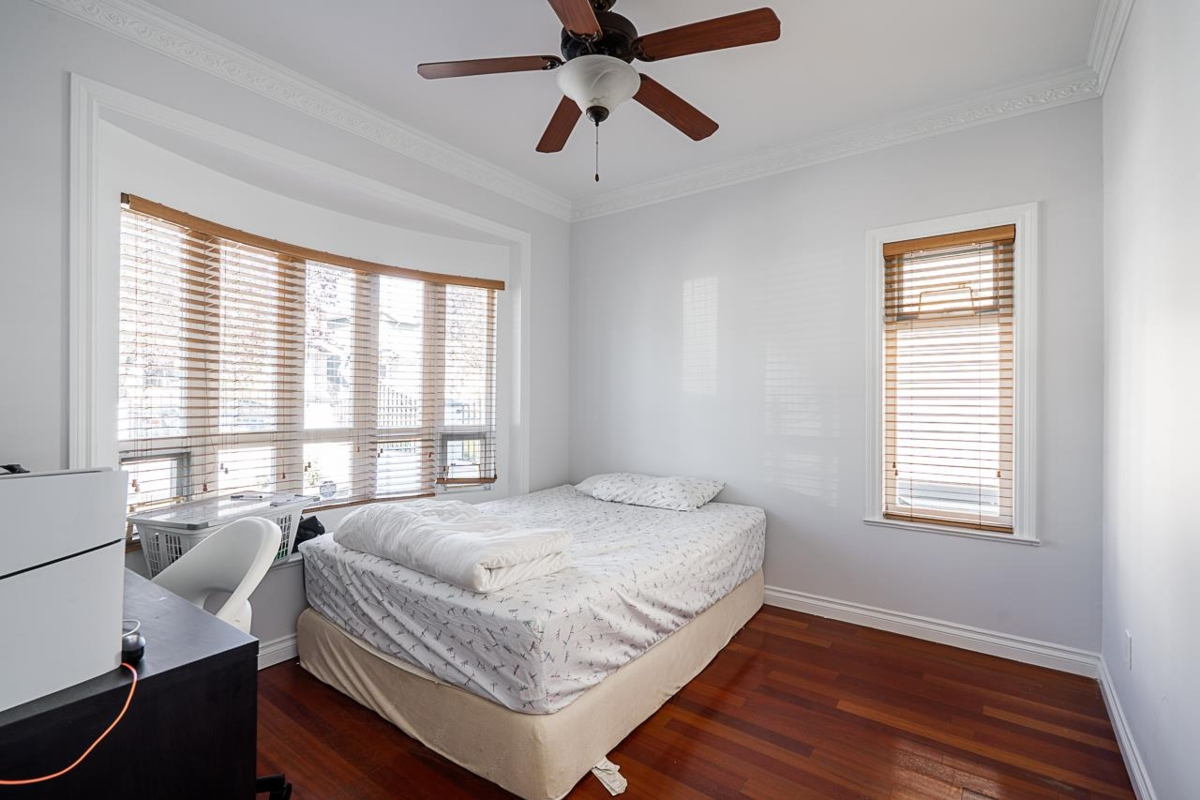 Bedroom 4 Photo of 1306 E 60 Avenue, Vancouver, BC