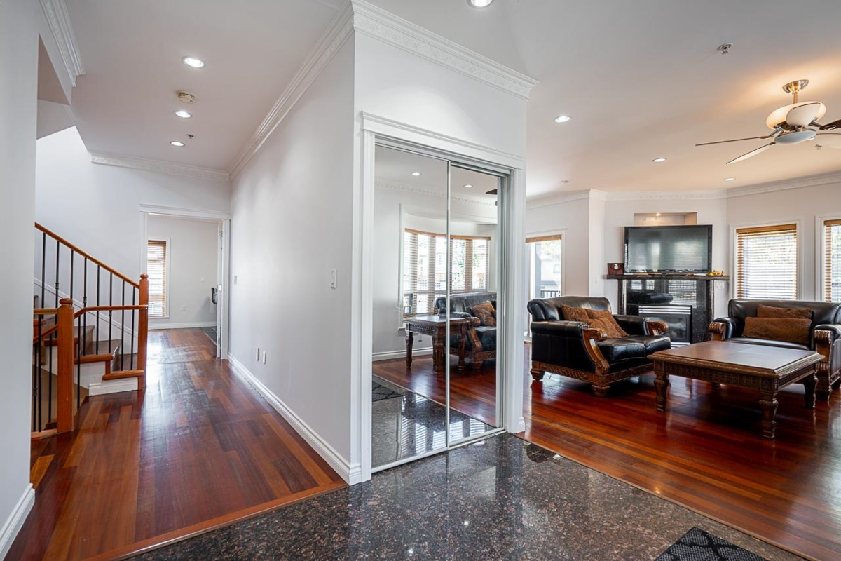 Family Room Photo of 1306 E 60 Avenue, Vancouver, BC