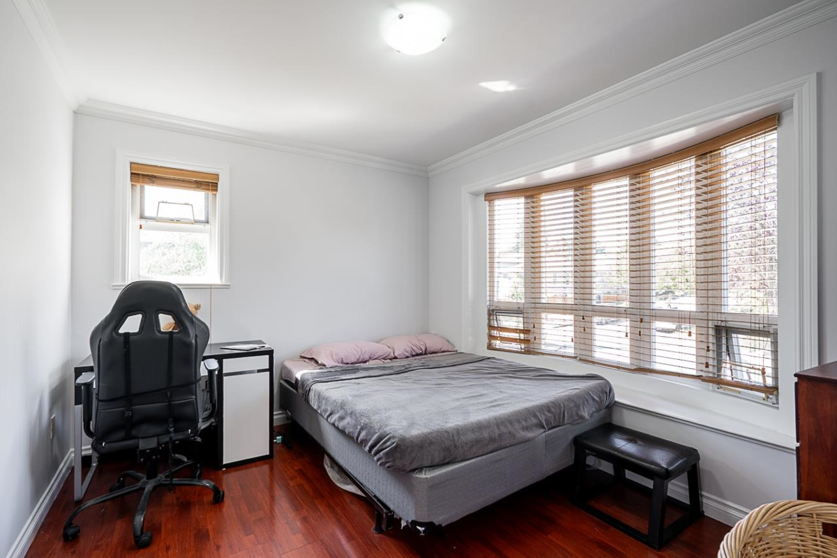 Mudroom Photo of 1306 E 60 Avenue, Vancouver, BC