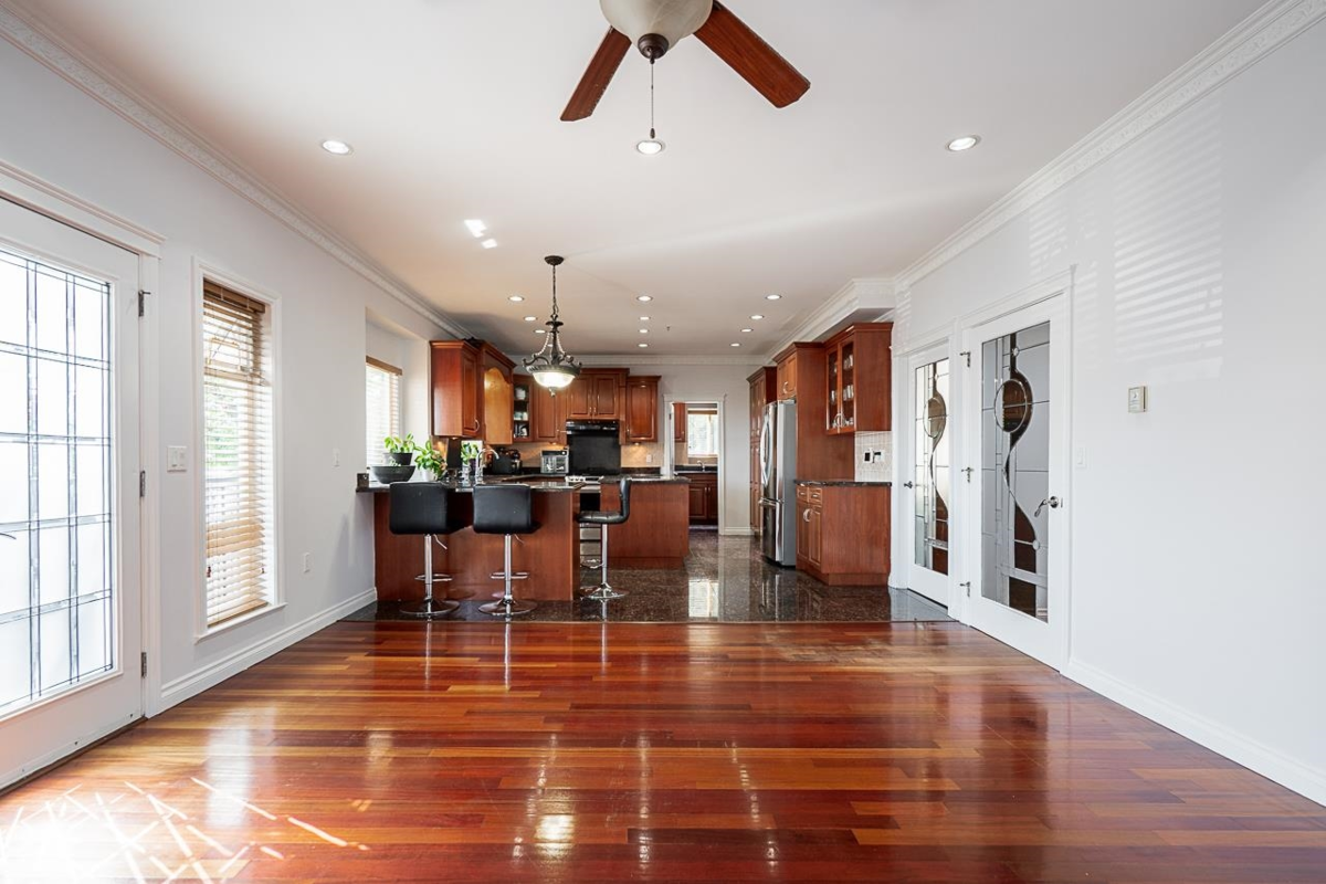 Primary Bedroom Photo of 1306 E 60 Avenue, Vancouver, BC