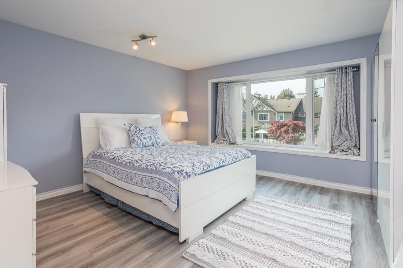 Entry Foyer Photo of 5524 Cornwall Drive, Richmond, BC