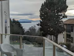 519 1350 Vidal Street, White Rock, BC