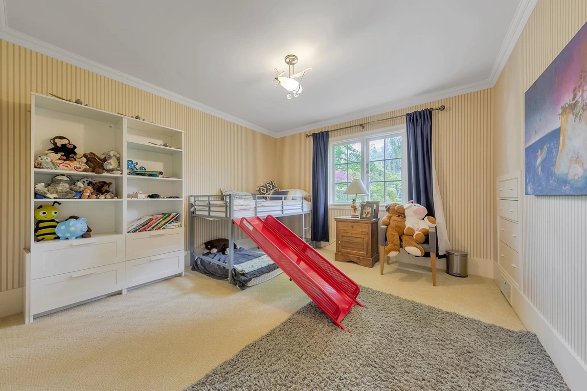 Loft / Bonus Room Photo of 1850 Mathers Avenue, West Vancouver, BC