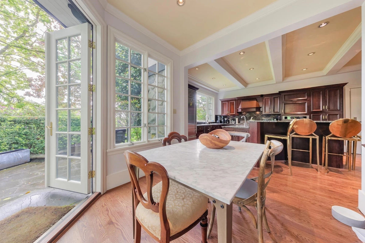 Primary Bedroom Photo of 1850 Mathers Avenue, West Vancouver, BC