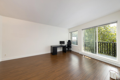 Pantry Photo of 308 19830 56 Avenue, Langley, BC