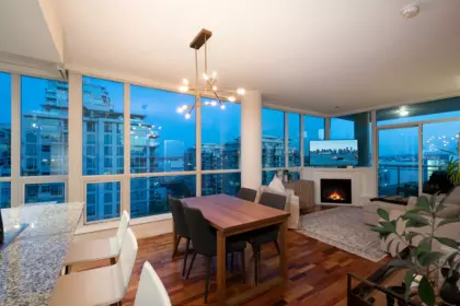 902 138 E Esplanade, North Vancouver, BC, North Vancouver — Apartment/Condo for sale