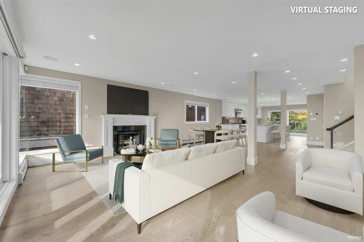 Kitchen Photo of 1251 Clyde Avenue, West Vancouver, BC