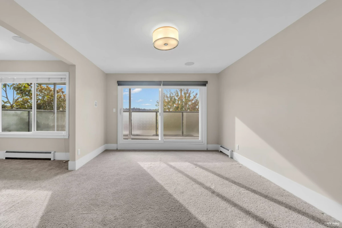Mudroom Photo of 1251 Clyde Avenue, West Vancouver, BC