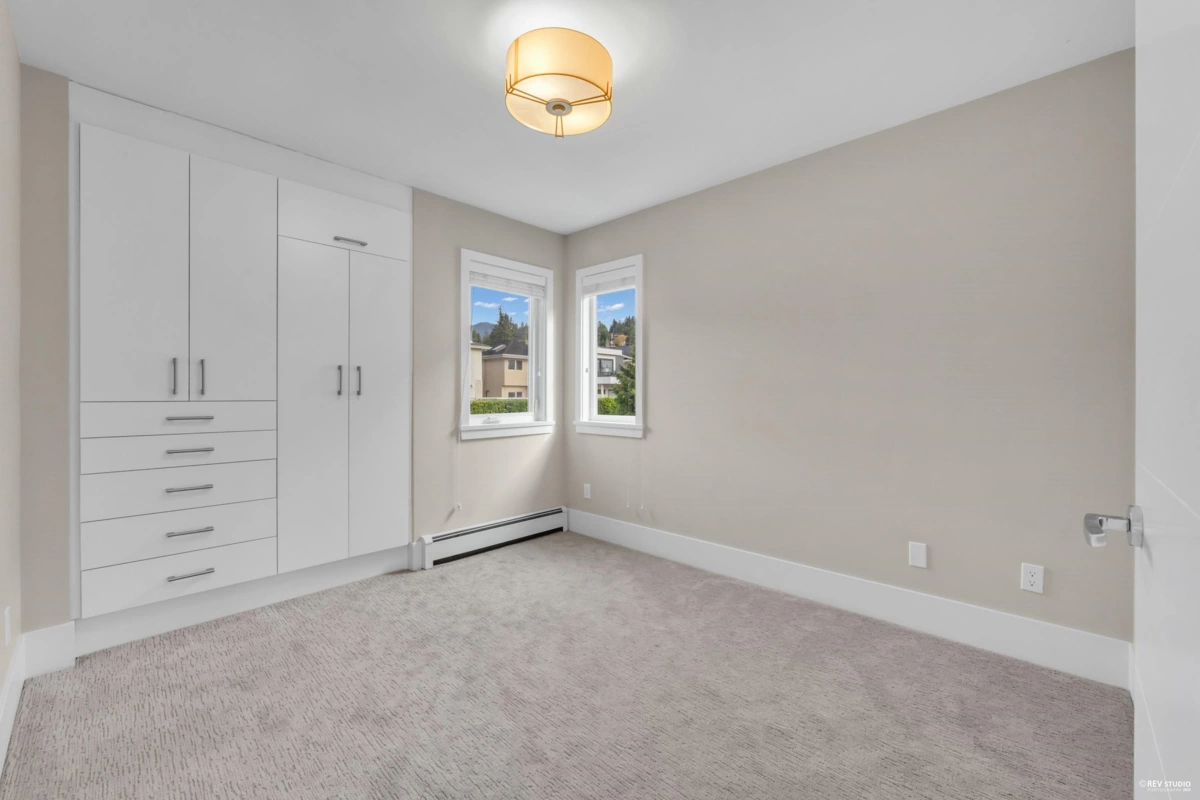 Outdoor Patio Photo of 1251 Clyde Avenue, West Vancouver, BC