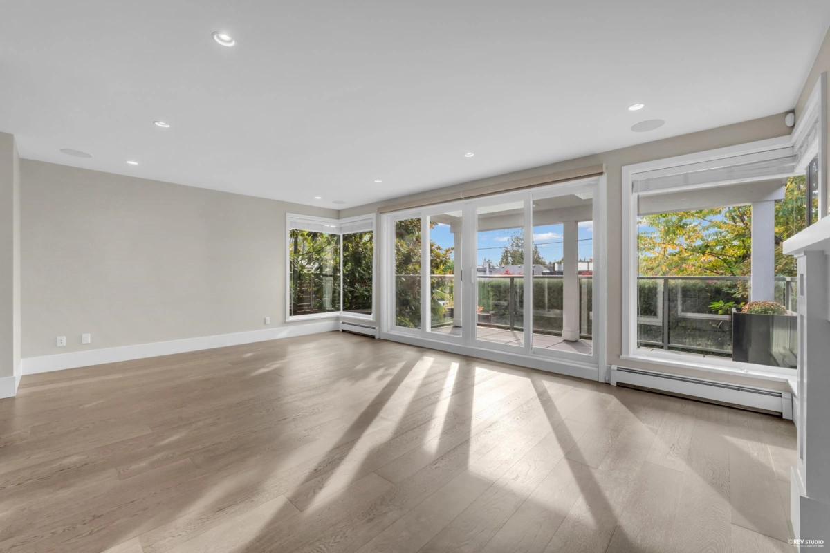 Pantry Photo of 1251 Clyde Avenue, West Vancouver, BC