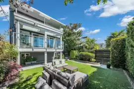 1251 Clyde Avenue, West Vancouver, BC
