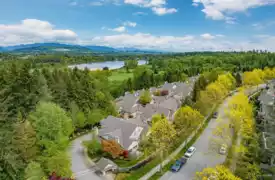 34 5221 Oakmount Crescent, Burnaby, BC