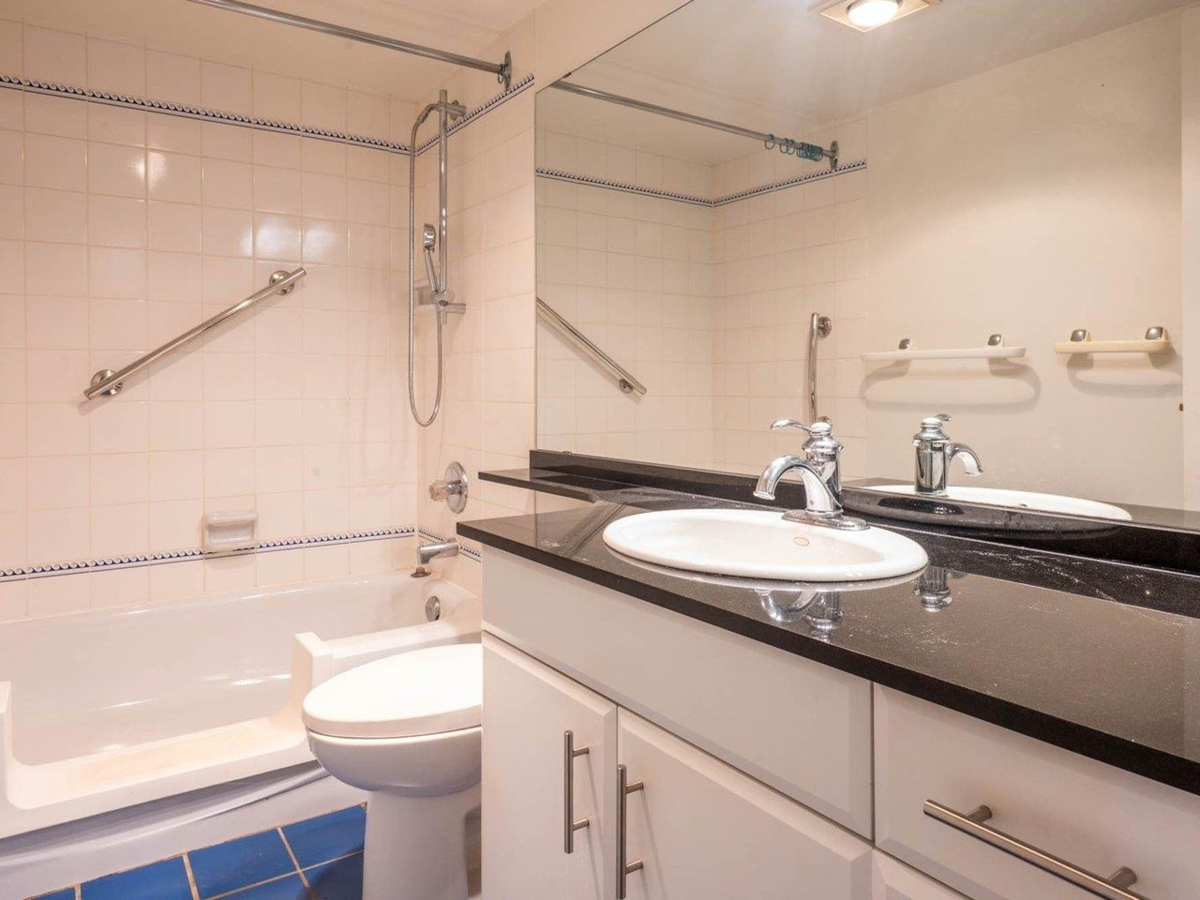 Basement Recreation Room Photo of 604 1508 Mariner Walk, Vancouver, BC