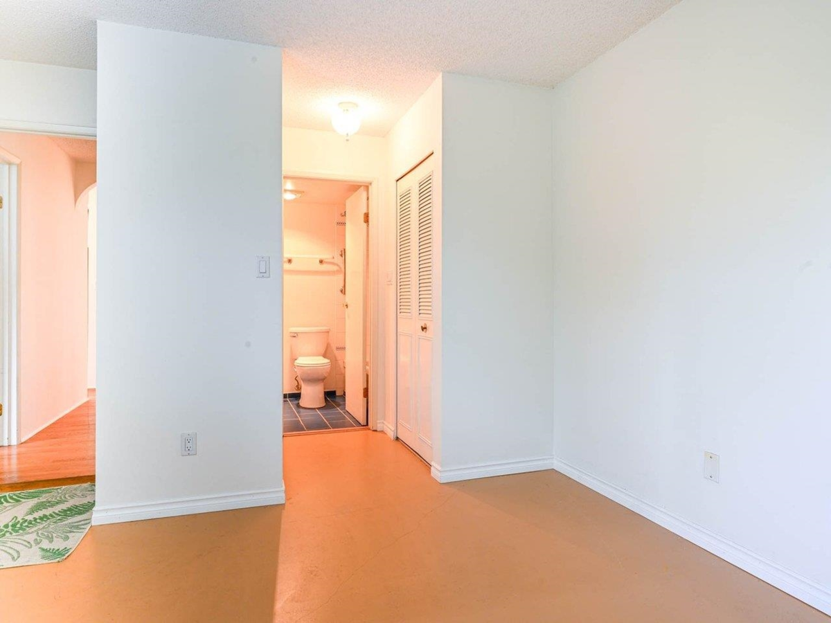 Office / Den Photo of 604 1508 Mariner Walk, Vancouver, BC