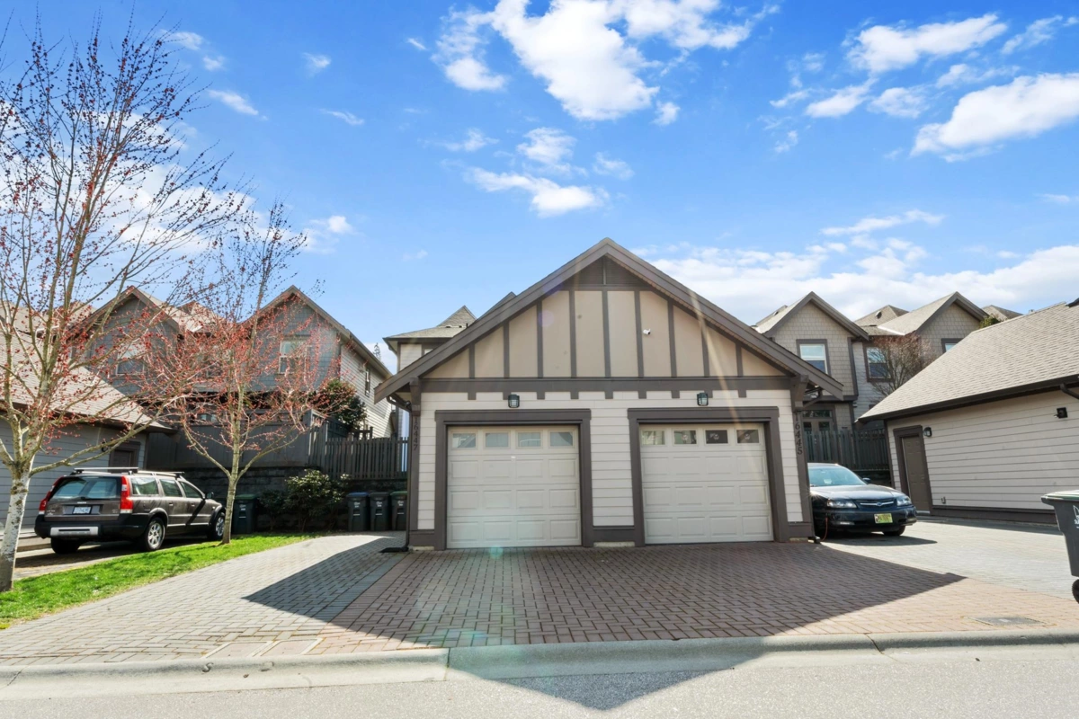 Garden / Landscaping Photo of 16447 24 Avenue, Surrey, BC