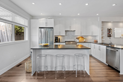 16447 24 Avenue, Surrey, BC, Grandview Surrey — 4 bed single family residence for sale