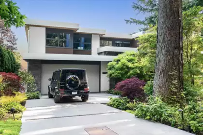 3704 Mckechnie Avenue, West Vancouver, BC, West Vancouver — Single Family Residence for sale
