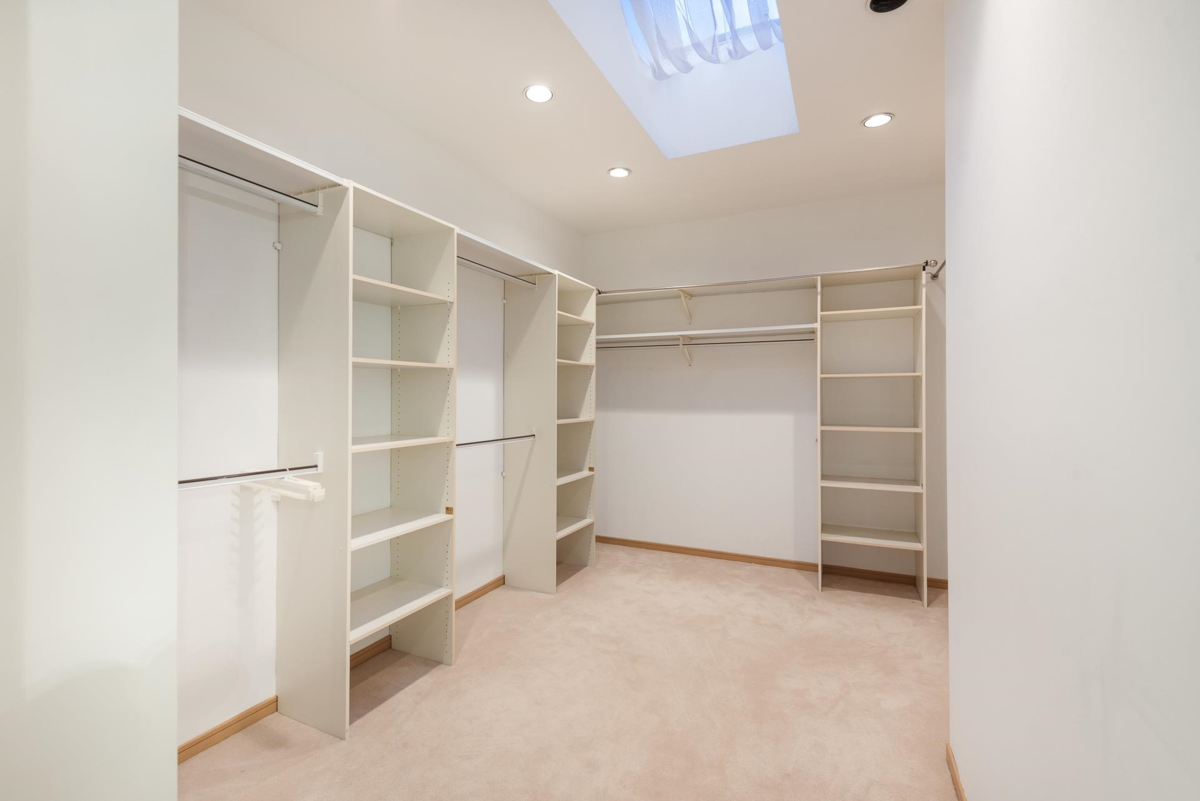 Entry Foyer Photo of 4779 Woodley Drive, West Vancouver, BC