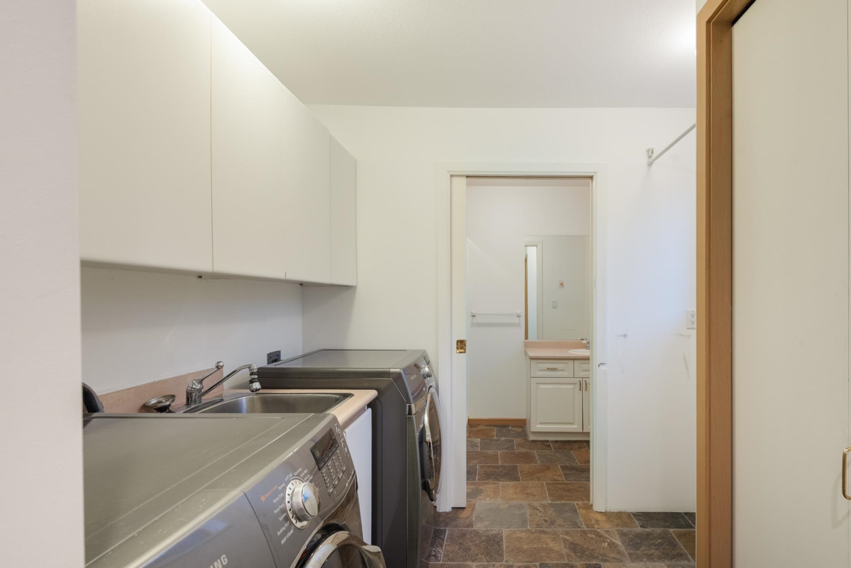 Front Yard Photo of 4779 Woodley Drive, West Vancouver, BC