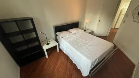 404 789 Drake Street, Vancouver, BC