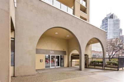 404 789 Drake Street, Vancouver, BC