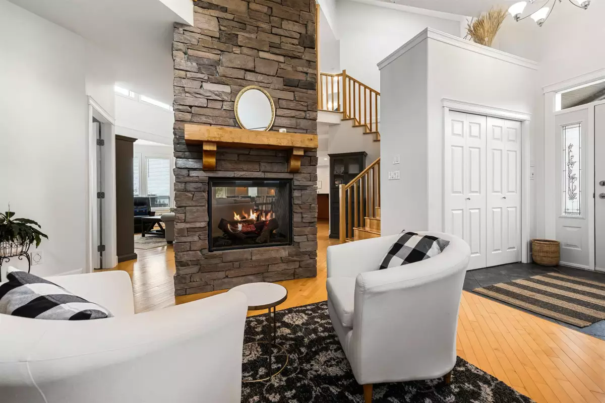 Dining Area Photo of 46052 Bridle Ridge Crescent, Chilliwack, BC