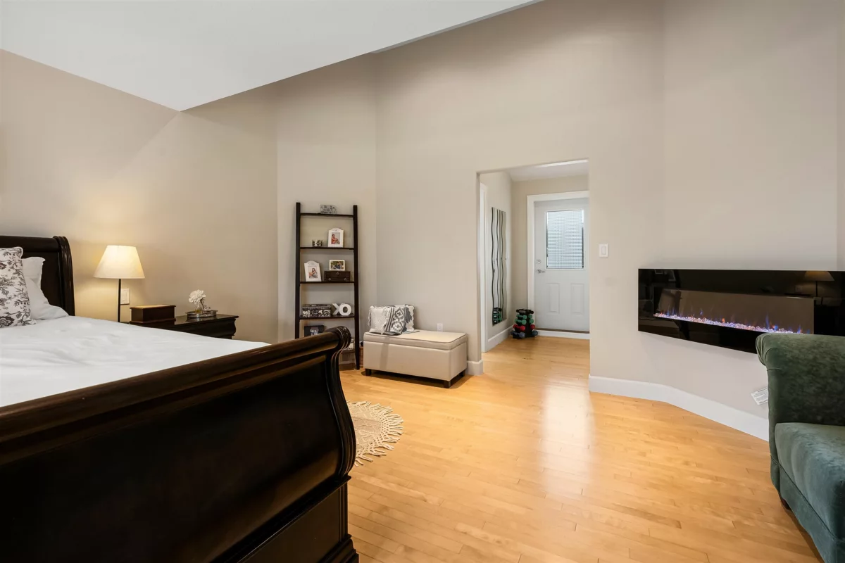 Entry Foyer Photo of 46052 Bridle Ridge Crescent, Chilliwack, BC