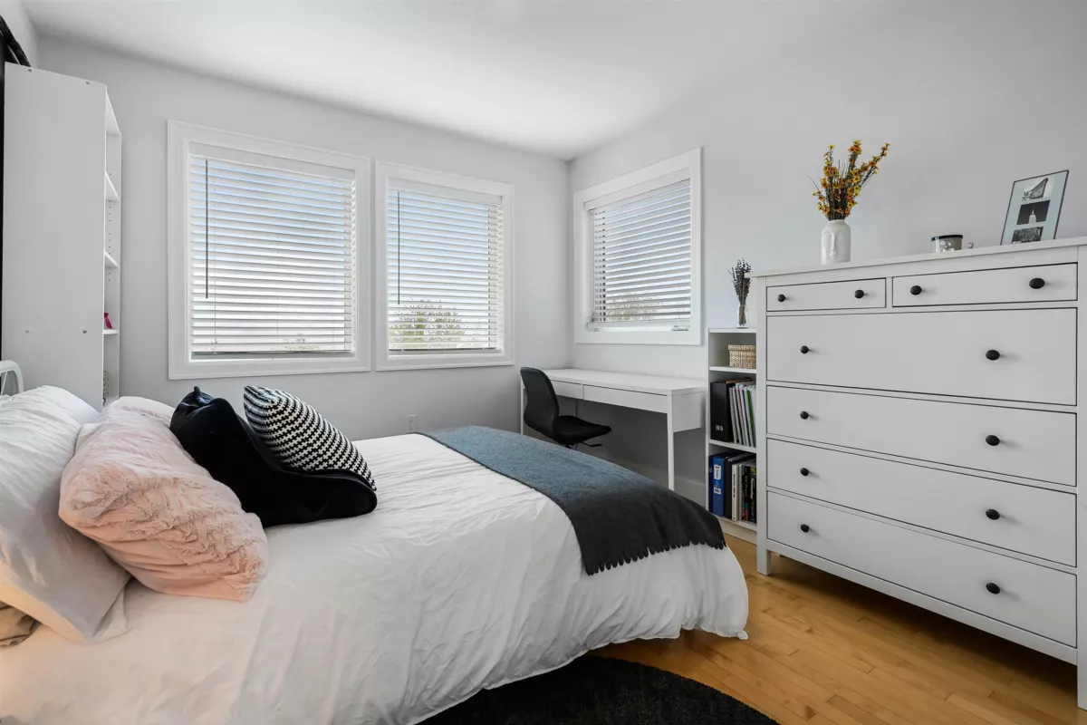 Garage Interior Photo of 46052 Bridle Ridge Crescent, Chilliwack, BC