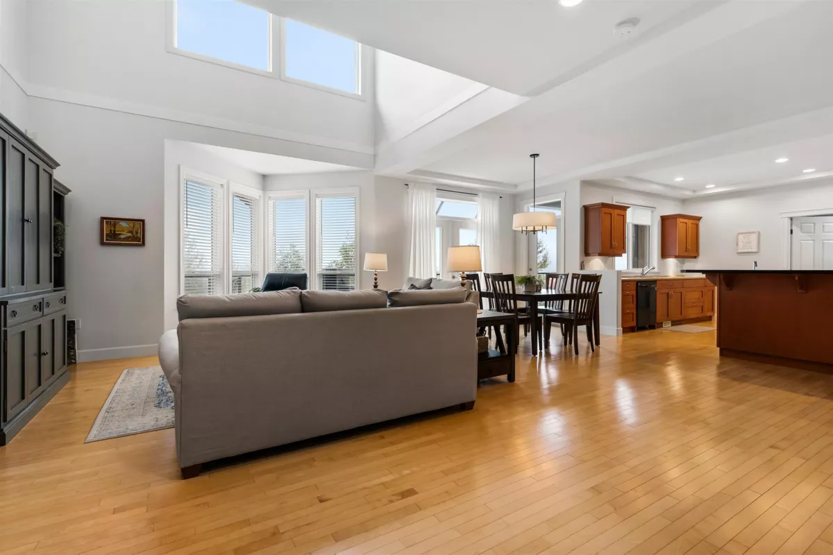 Kitchen Photo of 46052 Bridle Ridge Crescent, Chilliwack, BC