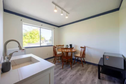 Entry Foyer Photo of 22019 Old Yale Road, Langley, BC