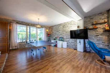 Kitchen Island Photo of 22019 Old Yale Road, Langley, BC