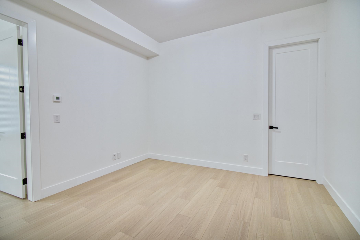 Basement Recreation Room Photo of 9112 156 Street, Surrey, BC