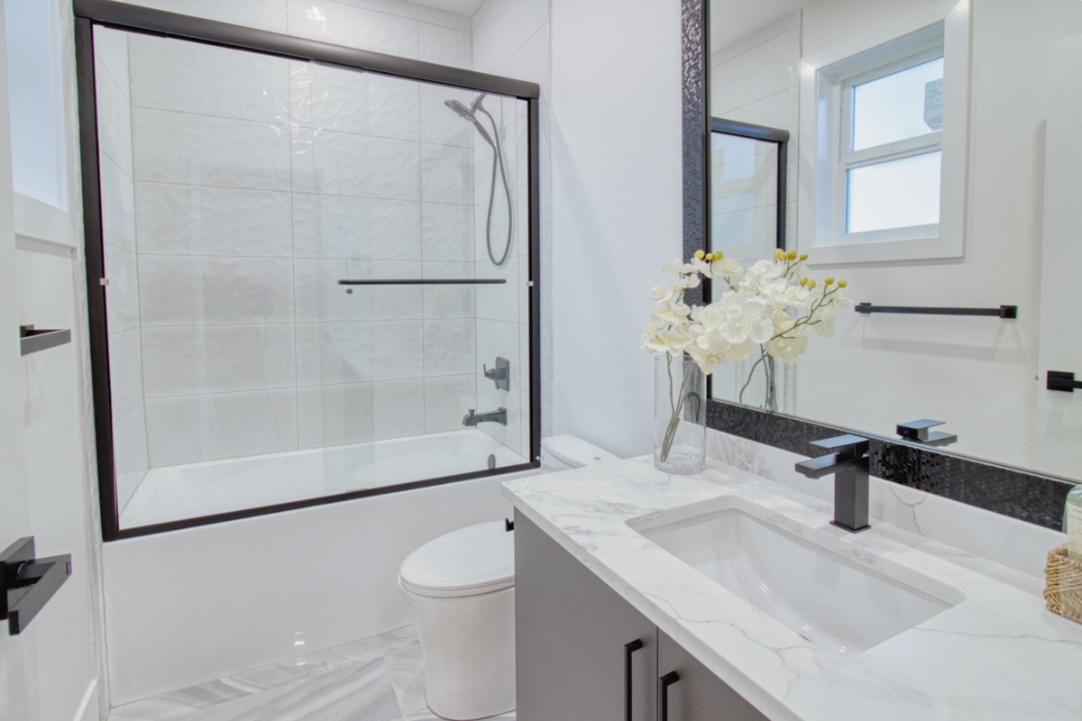 Bedroom 4 Photo of 9112 156 Street, Surrey, BC