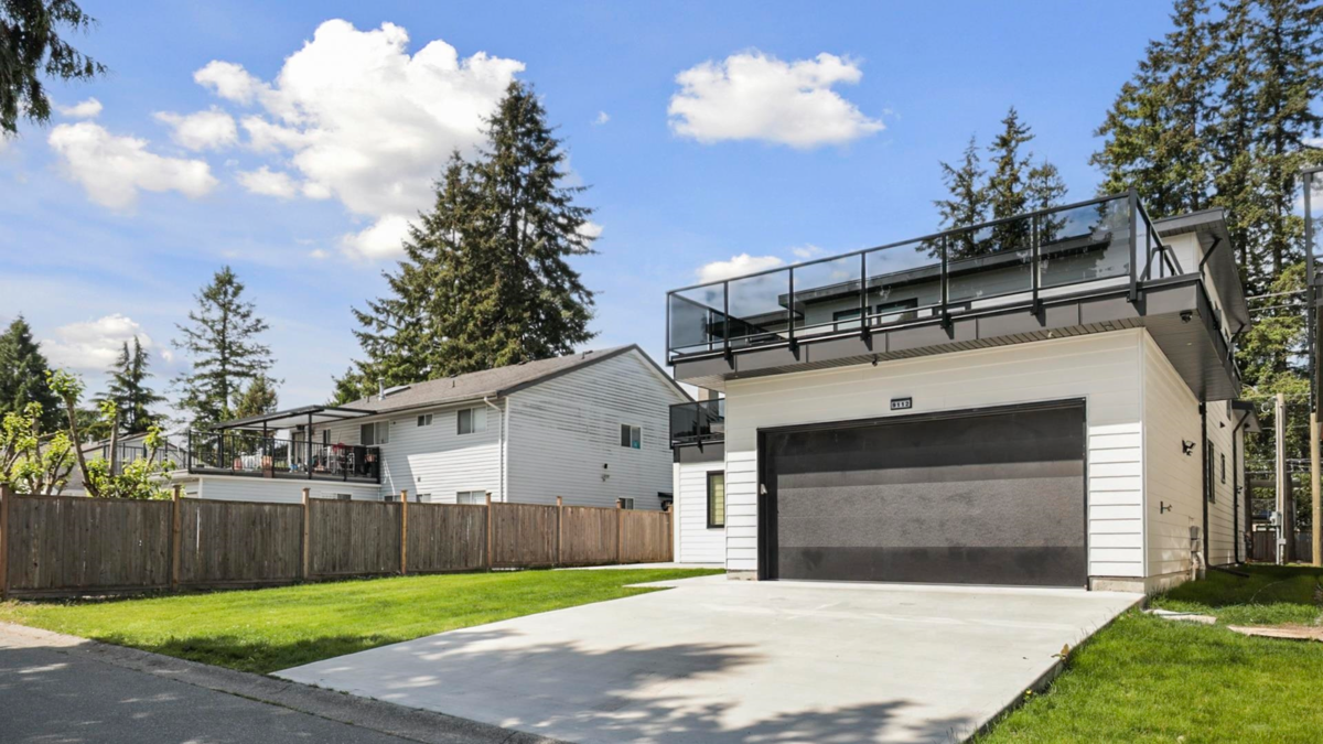 Garage Interior Photo of 9112 156 Street, Surrey, BC