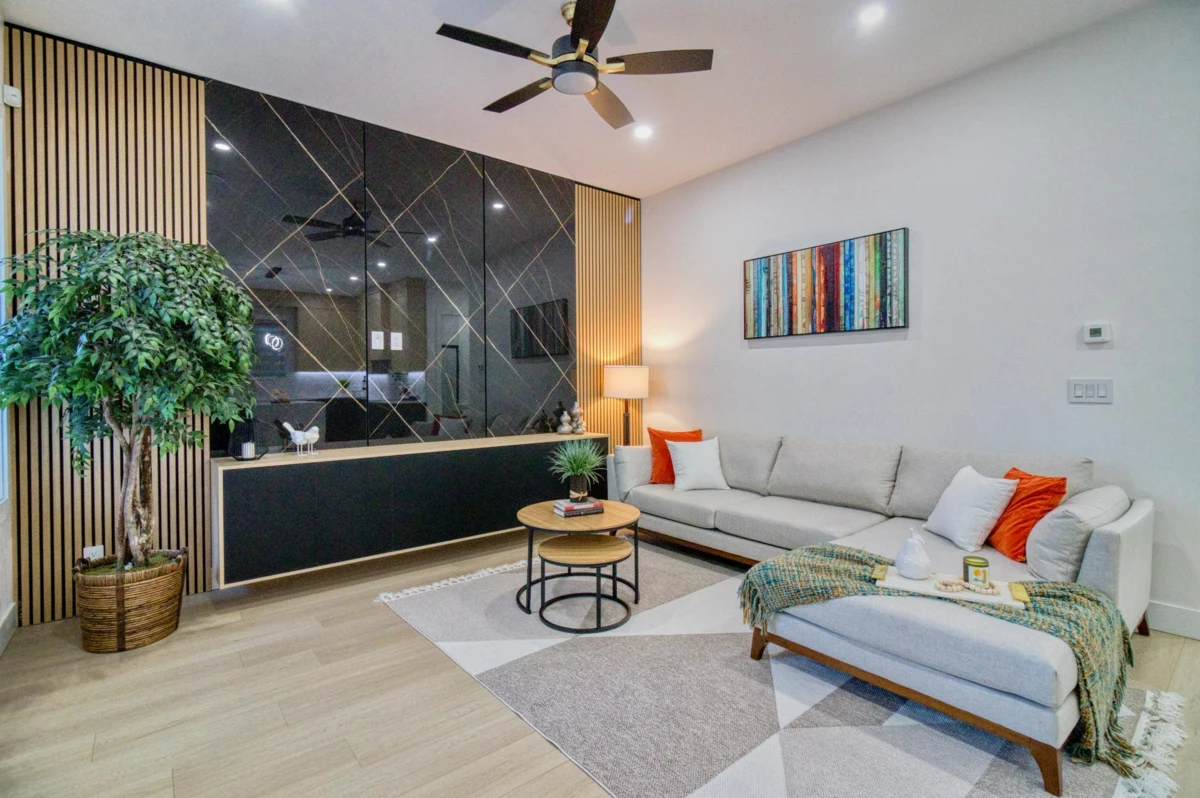 Kitchen Island Photo of 9112 156 Street, Surrey, BC
