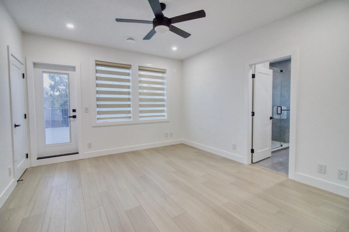 Walk-In Closet Photo of 9112 156 Street, Surrey, BC