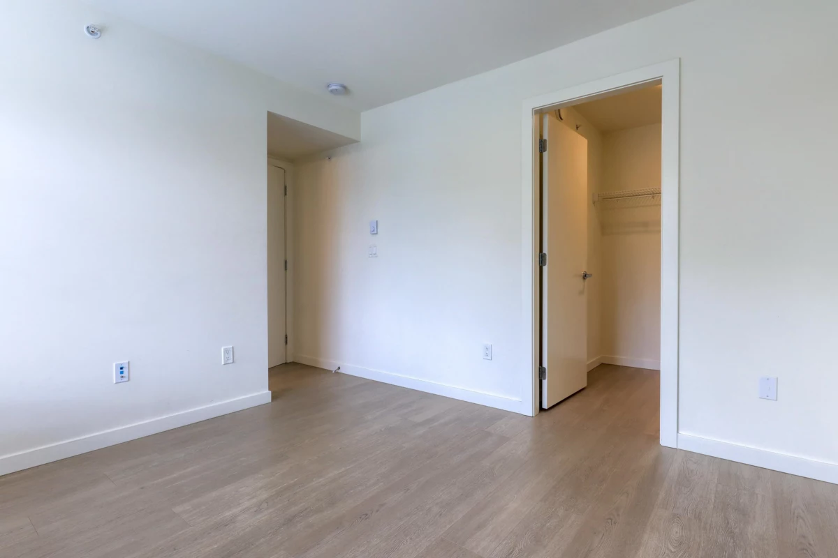 Bedroom 3 Photo of 6 629 South Dyke Road, New Westminster, BC