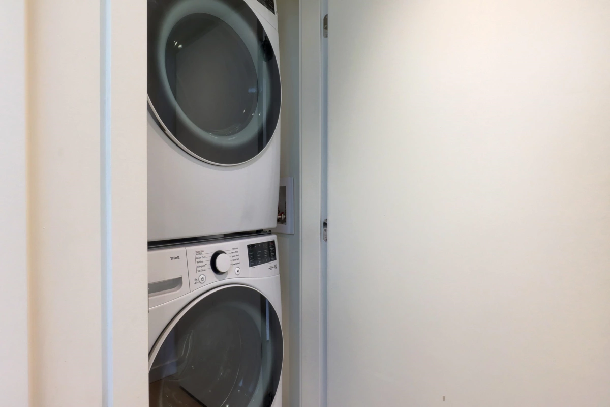 Breakfast Nook Photo of 6 629 South Dyke Road, New Westminster, BC