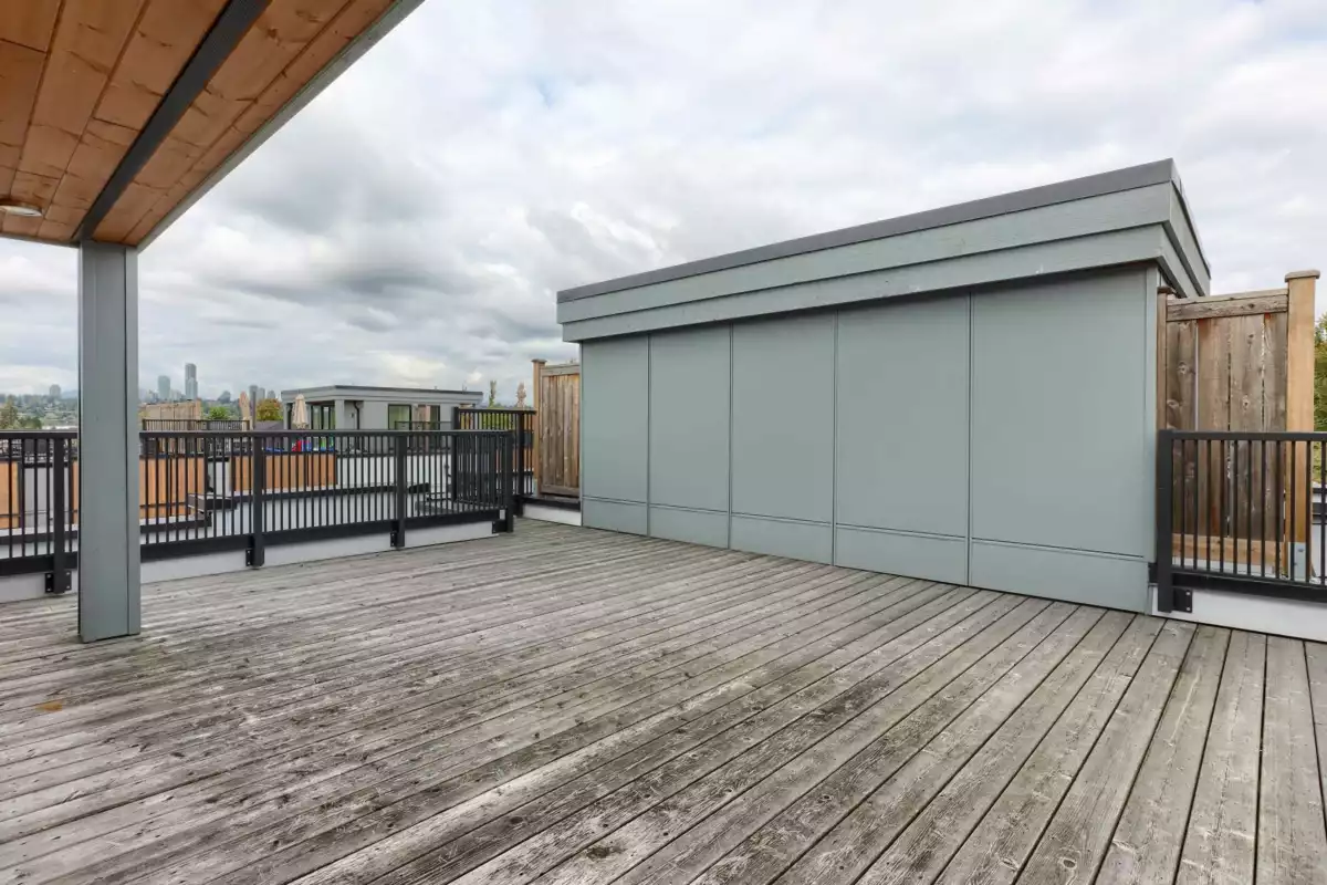 Loft / Bonus Room Photo of 6 629 South Dyke Road, New Westminster, BC