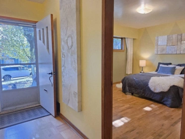 2725 E 52nd Avenue, Vancouver, BC, Vancouver — Single Family Residence for sale
