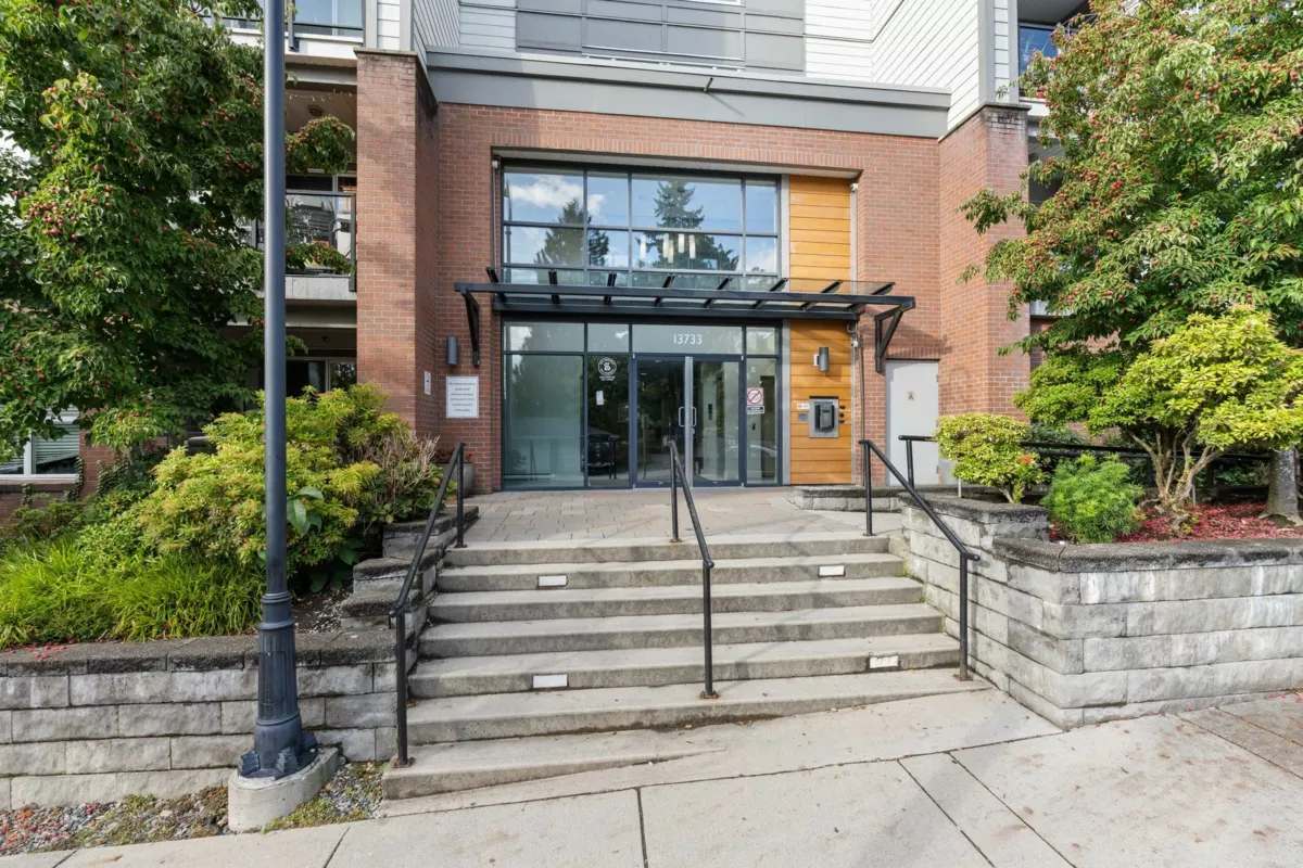 Exterior Rear Photo of 524 13733 107a Avenue, Surrey, BC