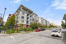 524 13733 107a Avenue, Surrey, BC