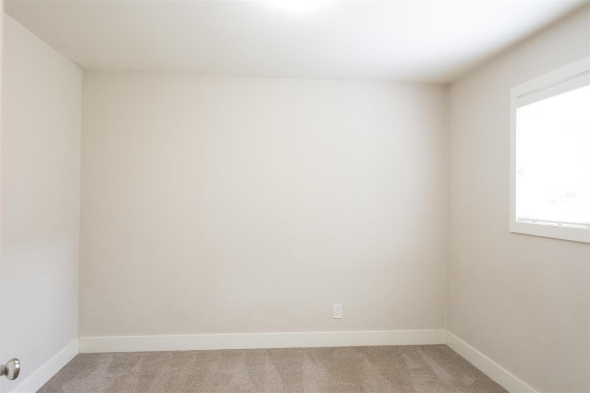 Breakfast Nook Photo of 19 5648 Vedder Road, Chilliwack, BC