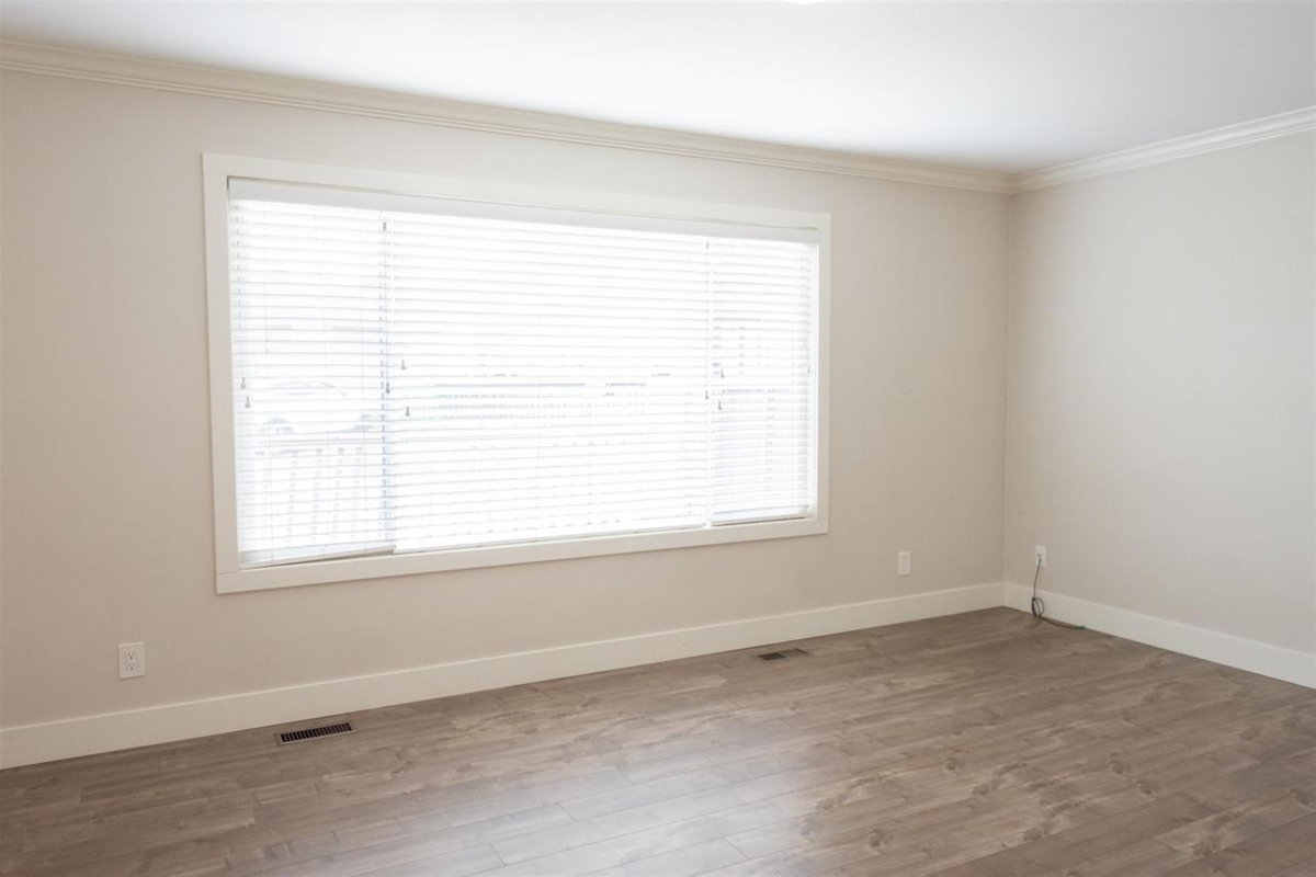 Kitchen Island Photo of 19 5648 Vedder Road, Chilliwack, BC