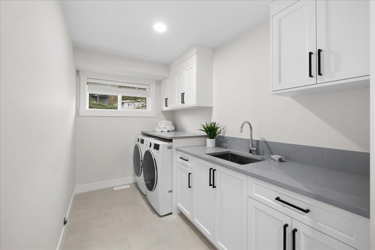 Swimming Pool Photo of 1930 Kaptey Avenue, Coquitlam, BC