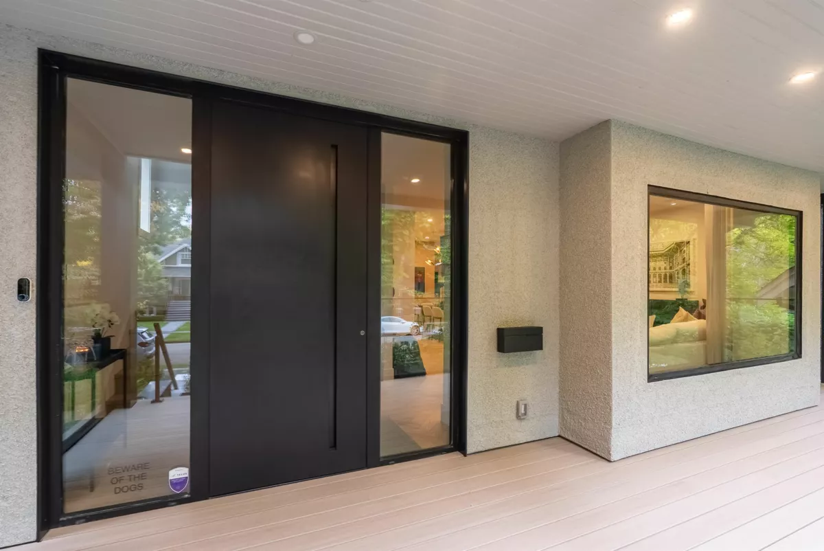 Kitchen Photo of 5938 Elm Street, Vancouver, BC
