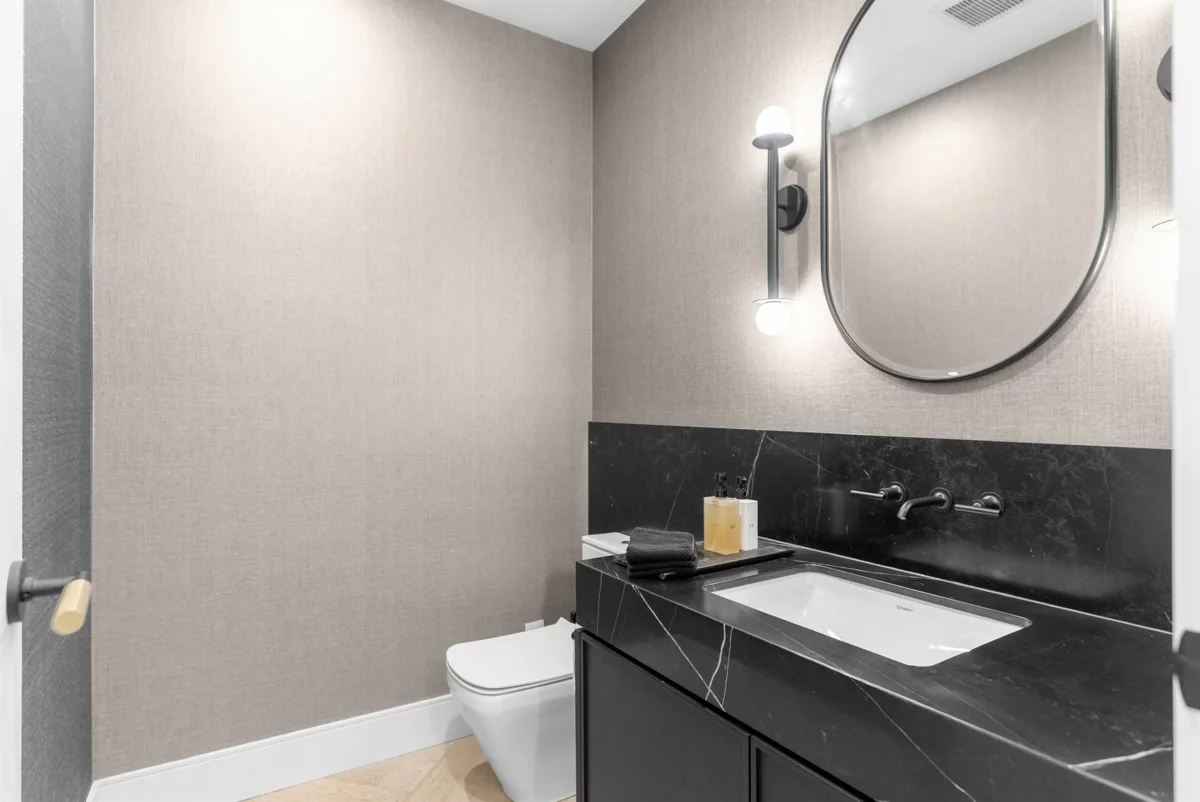 Laundry Room Photo of 5938 Elm Street, Vancouver, BC